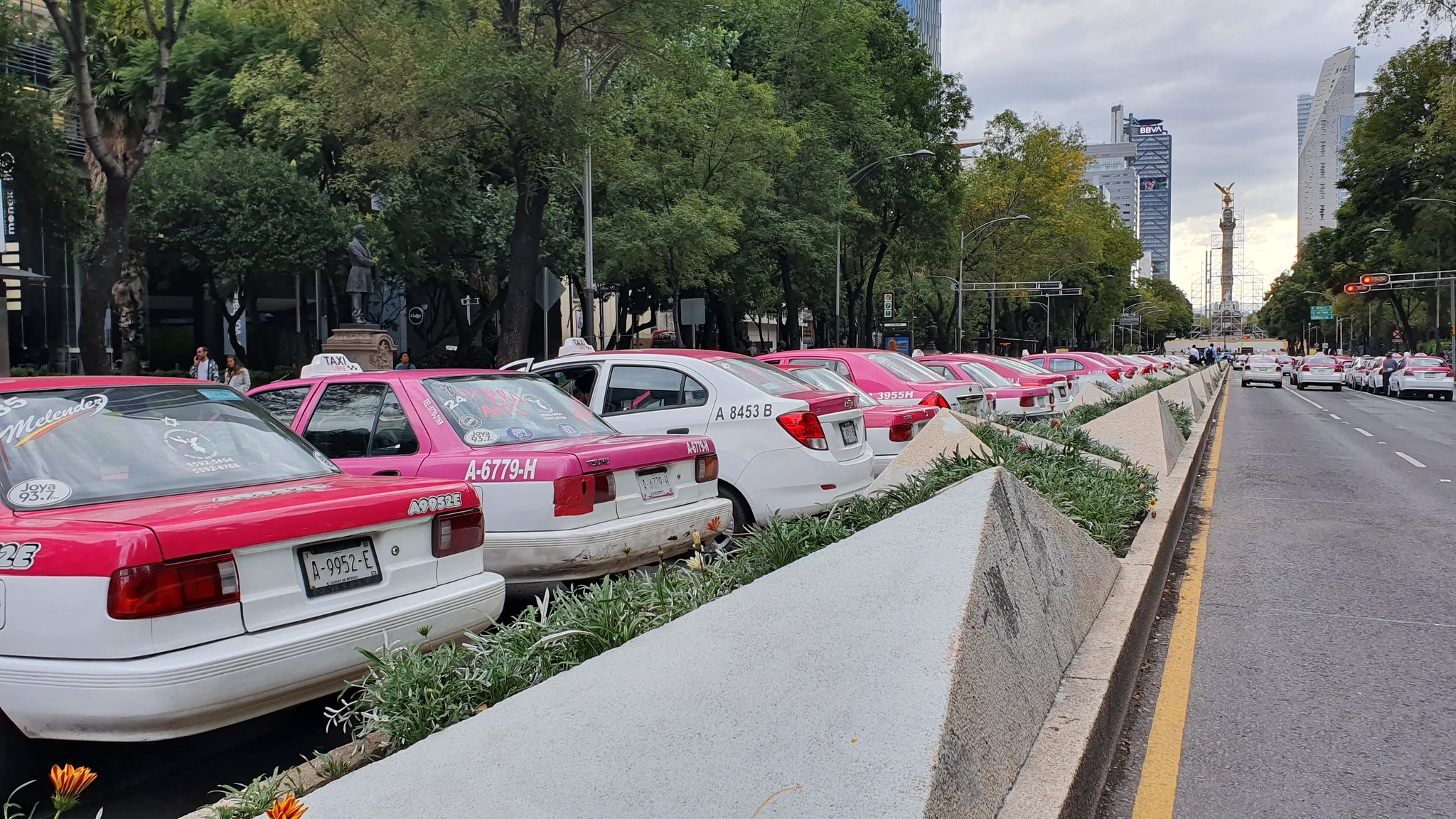 Taxistas y autoridades llegan a acuerdo; se comprometen a evitar nuevos bloqueos