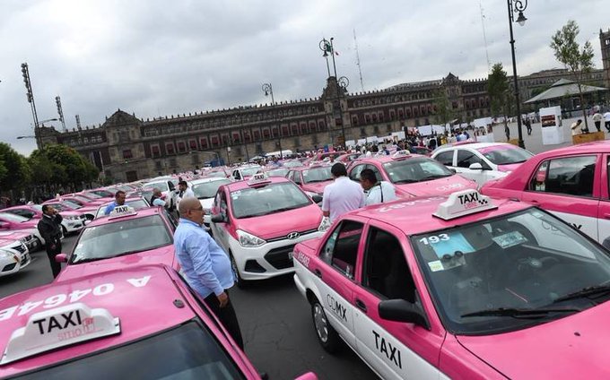 Taxistas colapsan diversas zonas de la CDMX