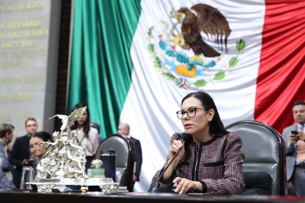 Refrenda Laura Rojas su compromiso de conducir la Cámara de Diputados de manera institucional y con respeto a la pluralidad