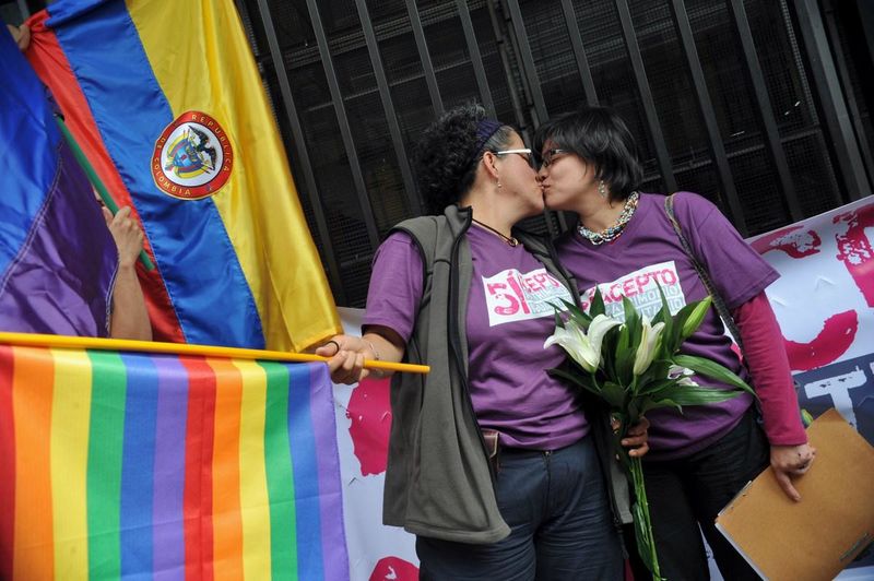 Activistas LGBT huyen de sus hogares por amenazas de muerte