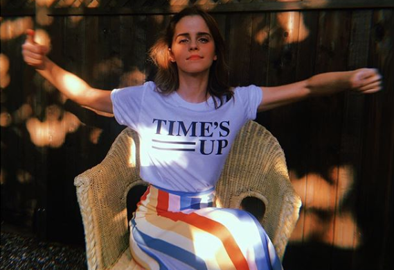 ¡Emma Watson casi treintañera, autoemparejada y feliz!