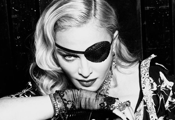 Madonna revela lo que bebe para conservar su belleza y juventud