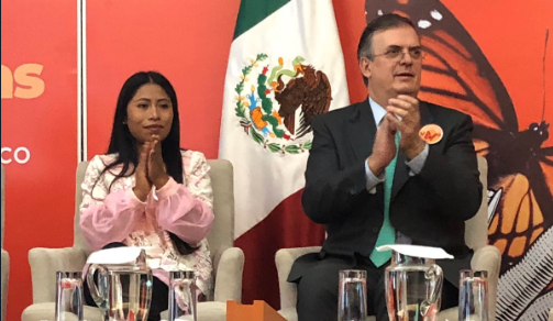 Yalitza Aparicio y Marcelo Ebrard inauguran foro de igualdad