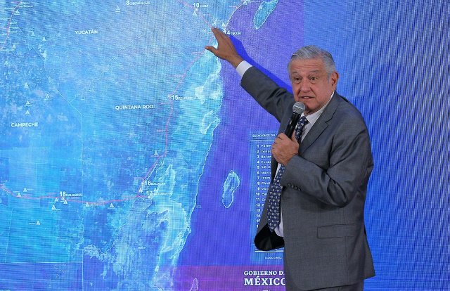 Acusa AMLO que Estados Unidos financió a organización para frenar la obra del Tren Maya