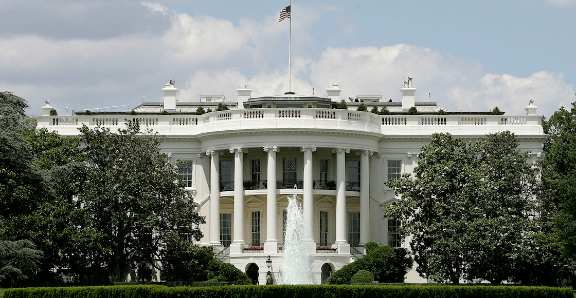 avion causa desalojo de la Casa Blanca