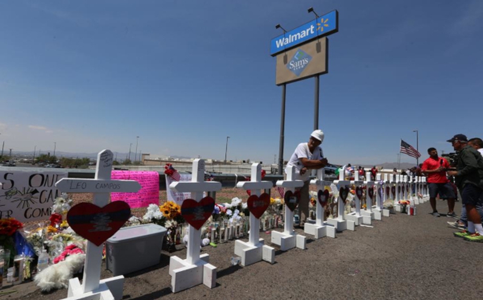 Mexicanos demandan a Walmart tras tiroteo en El Paso, Texas