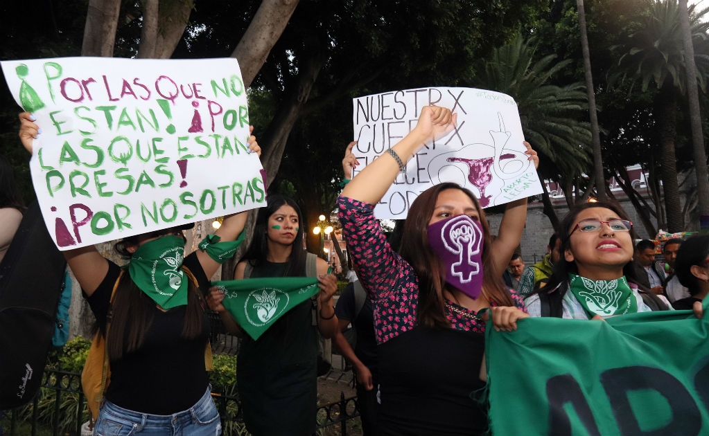Detienen a 6 mujeres en marcha de Mérida; fue por portar instrumentos peligrosos: SSP Yucatán