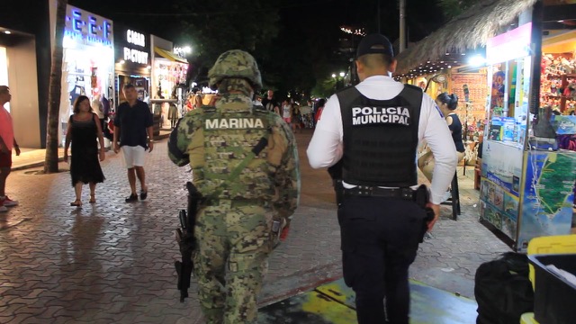 Listo operativo de seguridad por temporada decembrina en Playa del Carmen