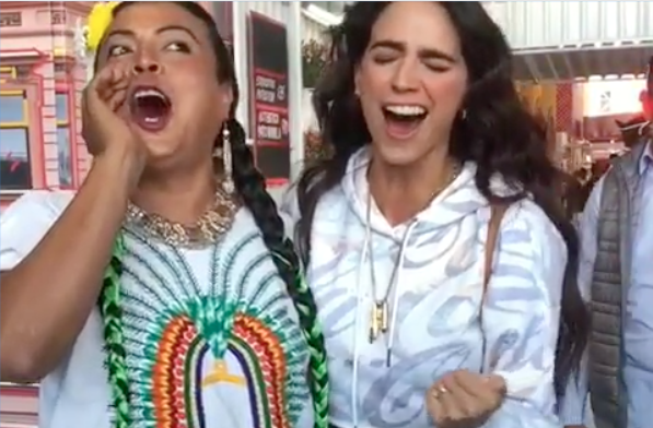 VIDEO: Bárbara de Regil se sale a vender tacos con ‘Lady Tacos de Canasta’