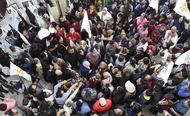 Asamblea de Barrios da “portazo” en Congreso de la CDMX