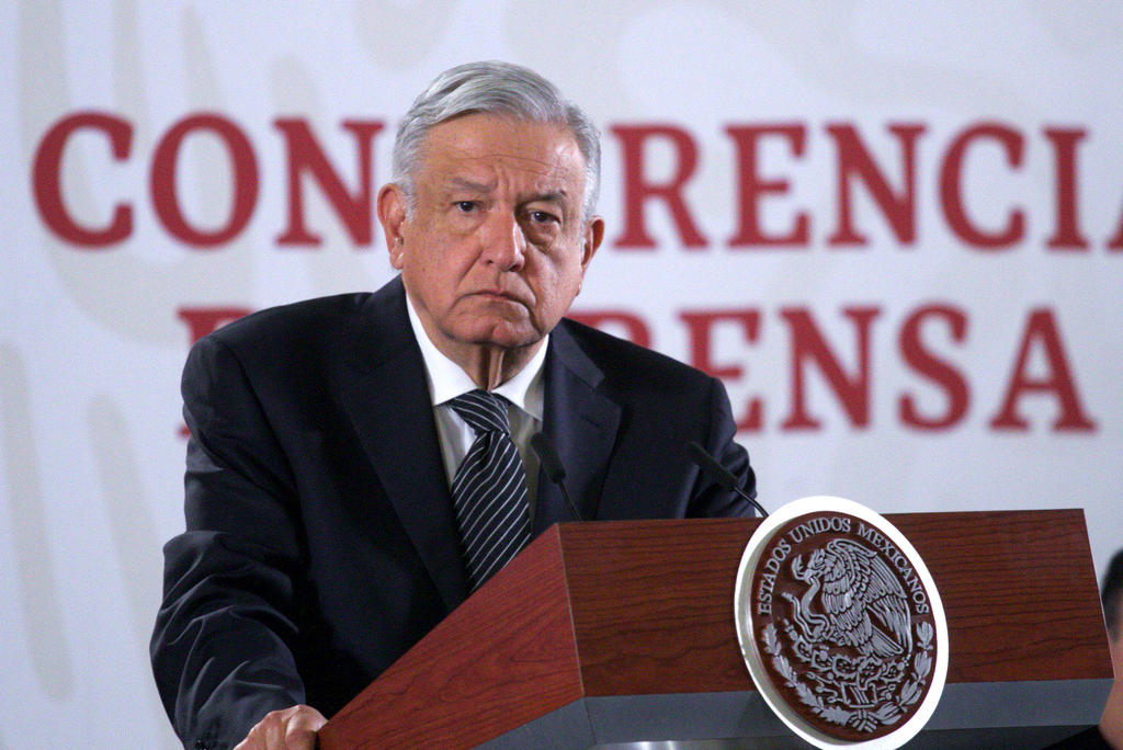 Considera AMLO pesimistas estimaciones de FMI sobre economía de México