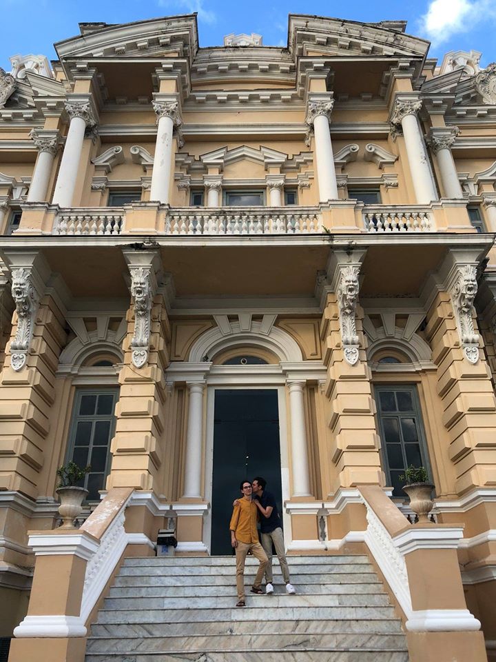 Palacio Cantón, en Mérida, en polémica por presunta discriminación a jóvenes LGBT+