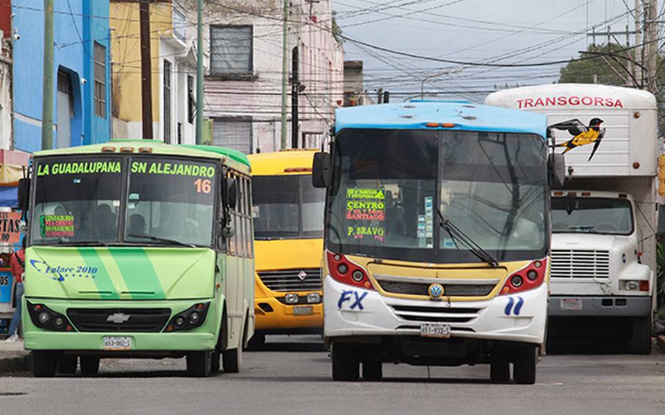 Semovi confirma aumento de dos pesos en transporte del Edomex