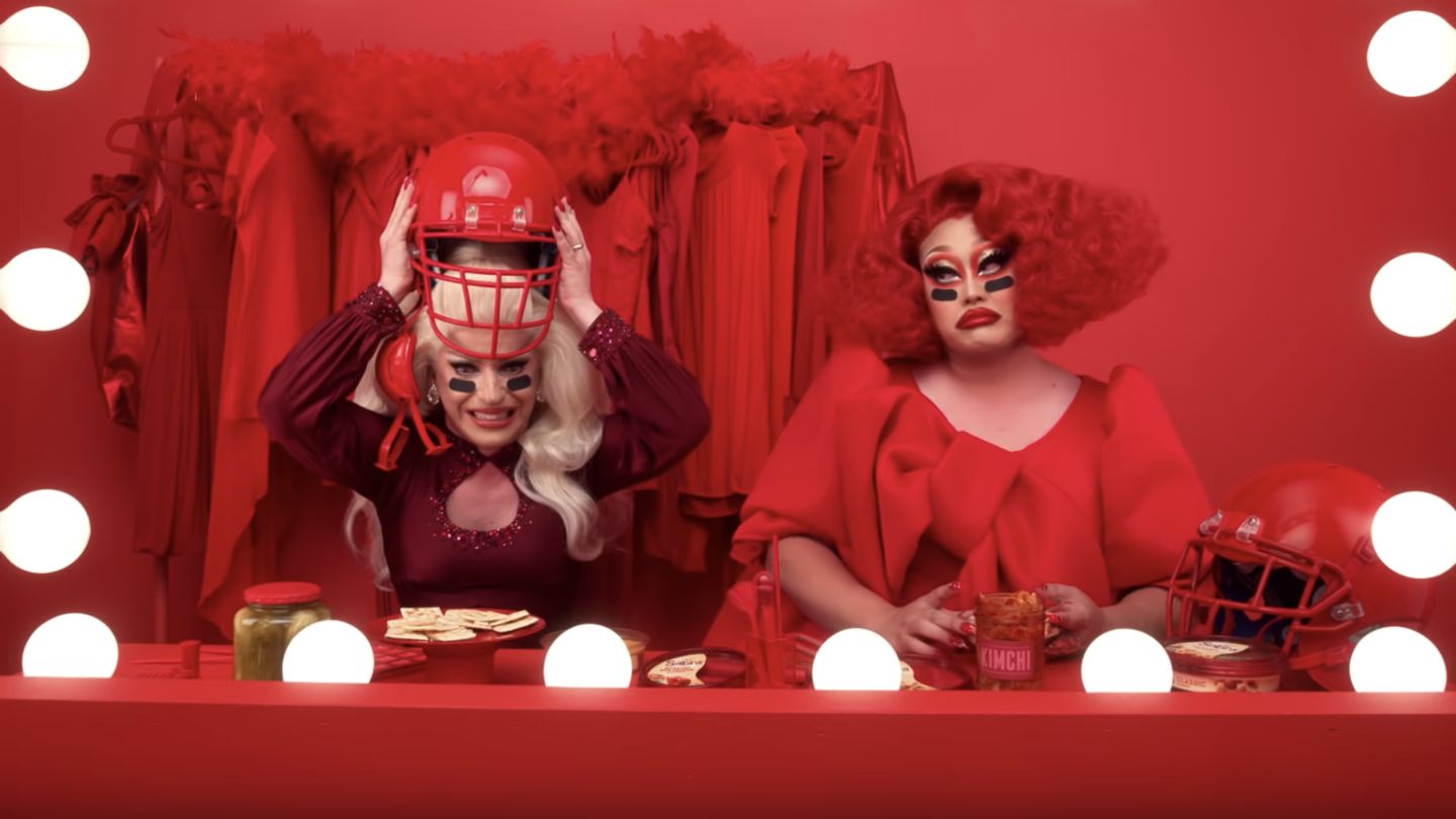 Drag Queens Super Bowl