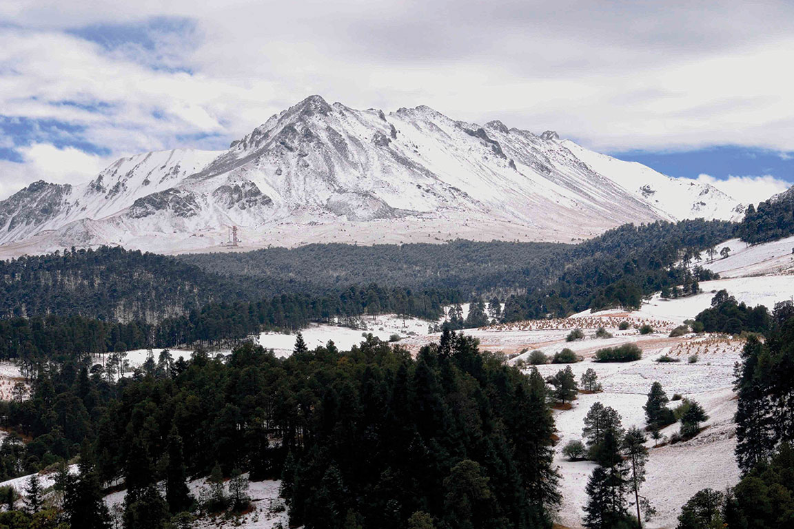 Restringen acceso a Nevado de Toluca por condiciones climáticas