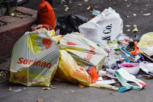 En México no existe ley federal o general que prohíba el uso de bolsas de plástico