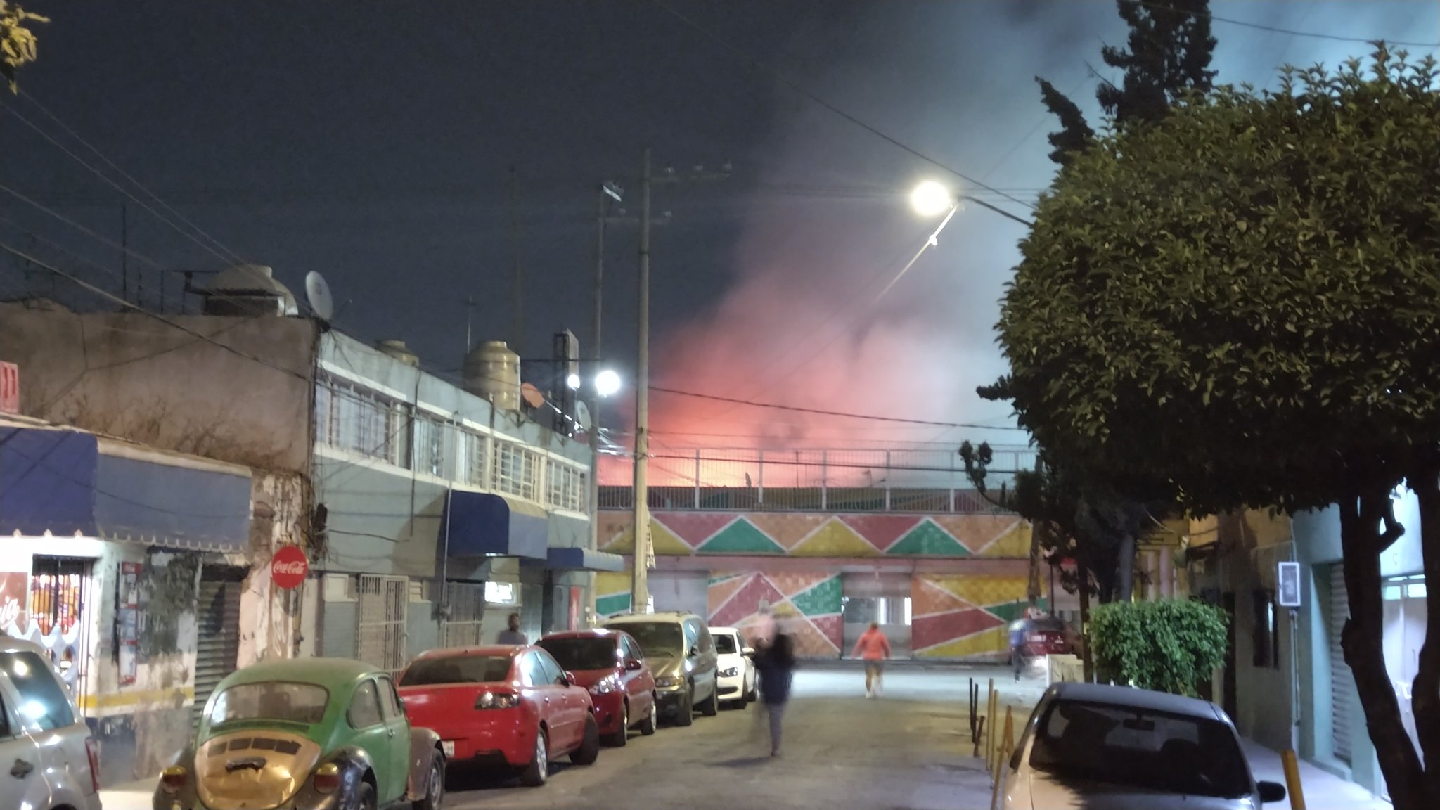 Se incendia el Mercado Morelos en la CDMX