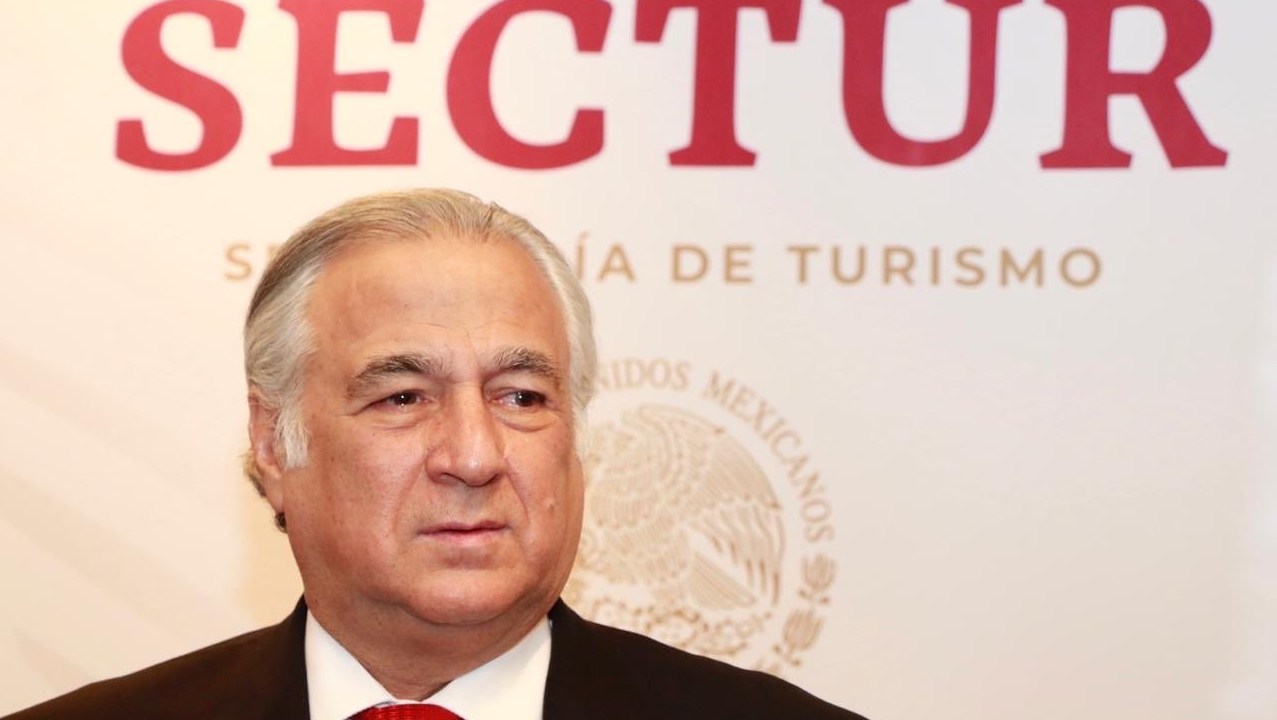 Miguel Torruco reconoce a consultores que certifican los Estándares de Calidad en los servicios turísticos