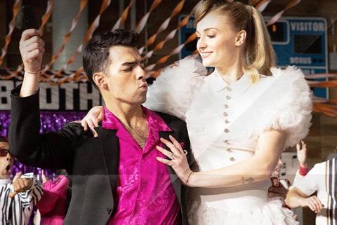 Sophie Turner y Joe Jonas esperan bebé