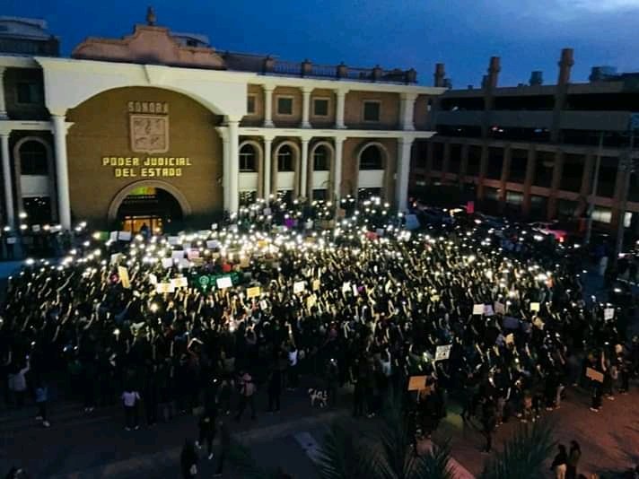 Marcha feminista en Sonora terminó en destrozos