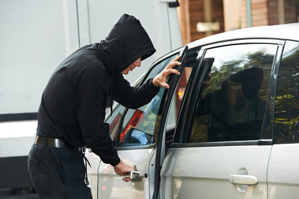 Aumenta en mil mdp robo de autos asegurados: AMIS