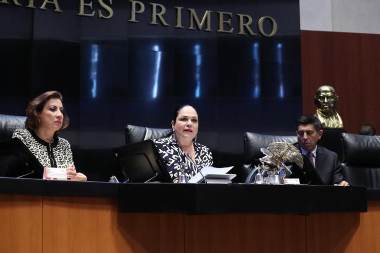 El Senado de la República a favor de la autonomía de la UNAM