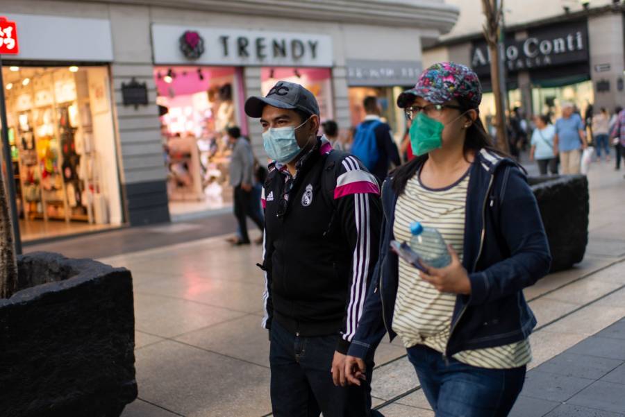 Sheinbaum descarta, por ahora, cerrar plazas y restaurantes por el Covid-19