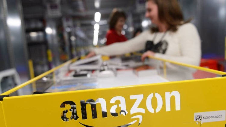 amazon contrata 100 mil empleados