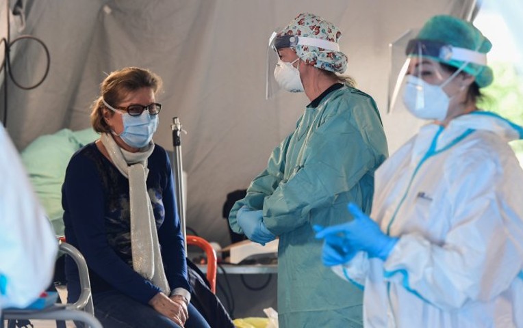 Italia registra 627 muertes por coronavirus en un solo día