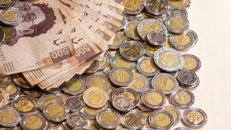Peso mexicano cae a nuevo mínimo histórico: 22.86 por dólar