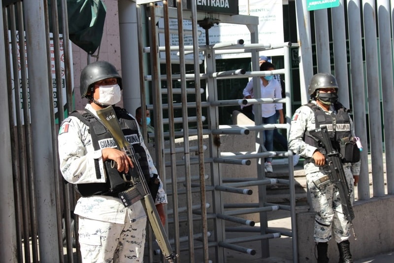 Guardia Nacional refuerza la seguridad en hospitales del IMSS e Insabi