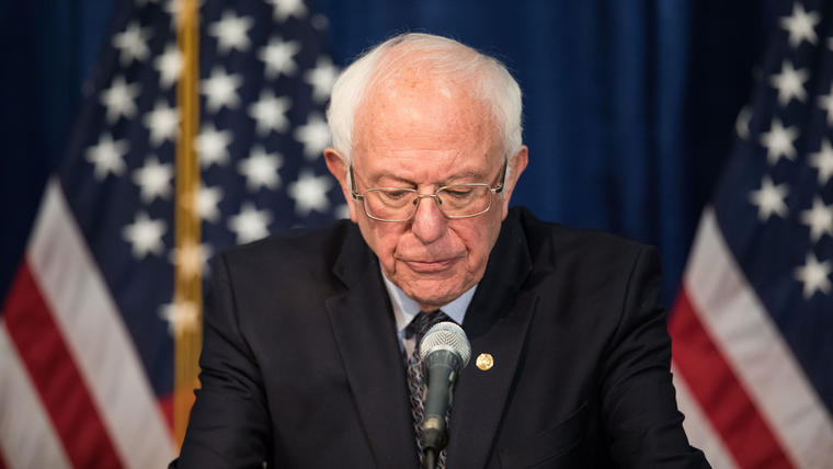 Bernie Sander se retira de la carrera presidencial demócrata