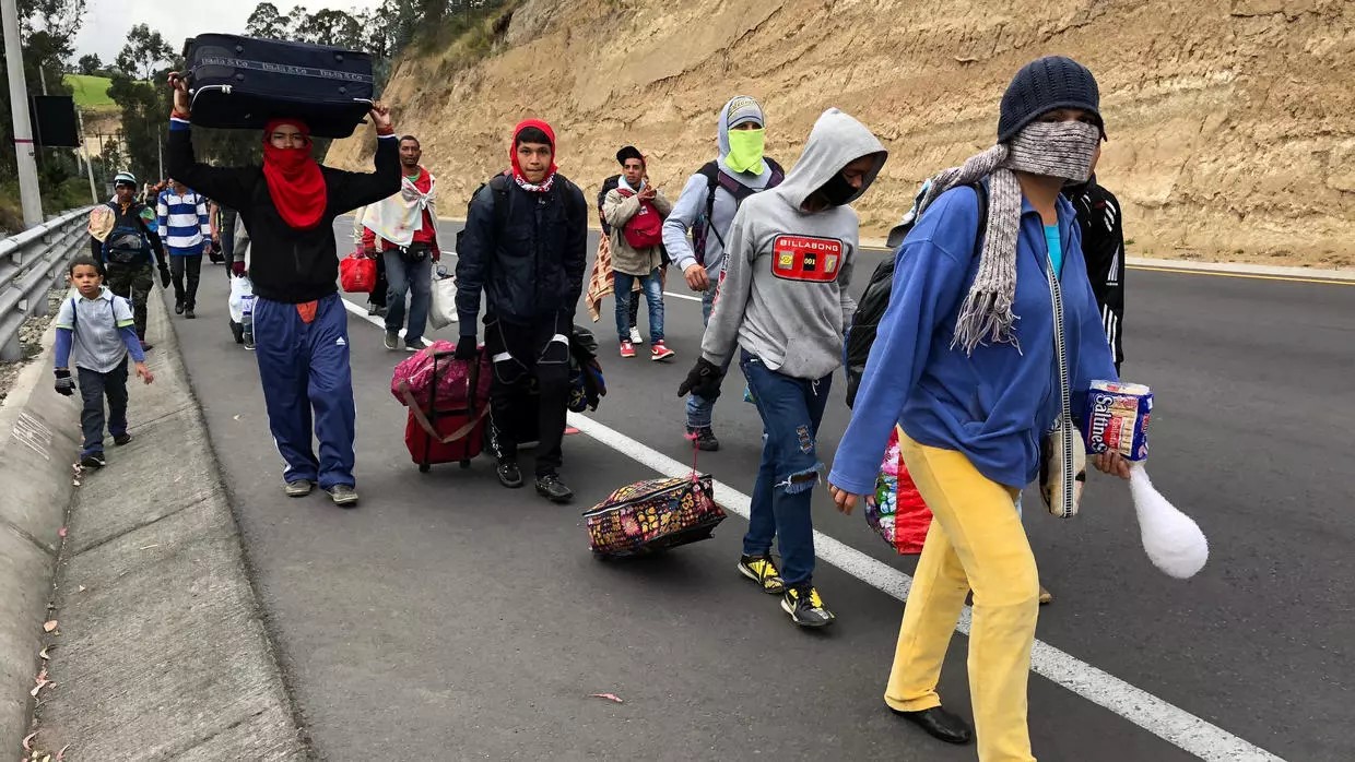 Miles de migrantes venezolanos deciden volver a su país por Covid-19