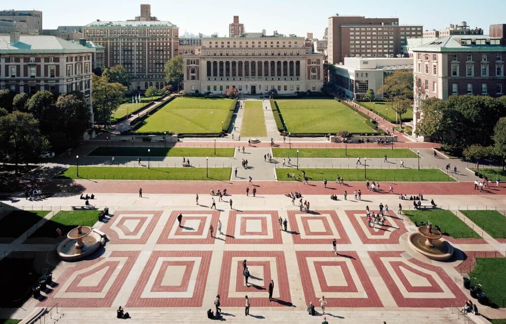Alumnos estadounidenses demandan legalmente a sus universidades
