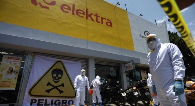 Exhibe gobierno de AMLO a Elektra por negarse a cerrar pese a crisis por coronavirus