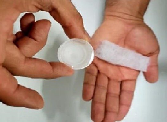 Elabora egresada del TecNM esponja de lavado en seco para manos