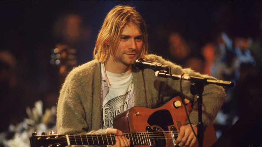 Subastan guitarra que Kurt Cobain usó en ‘Unplugged’ de Nirvana