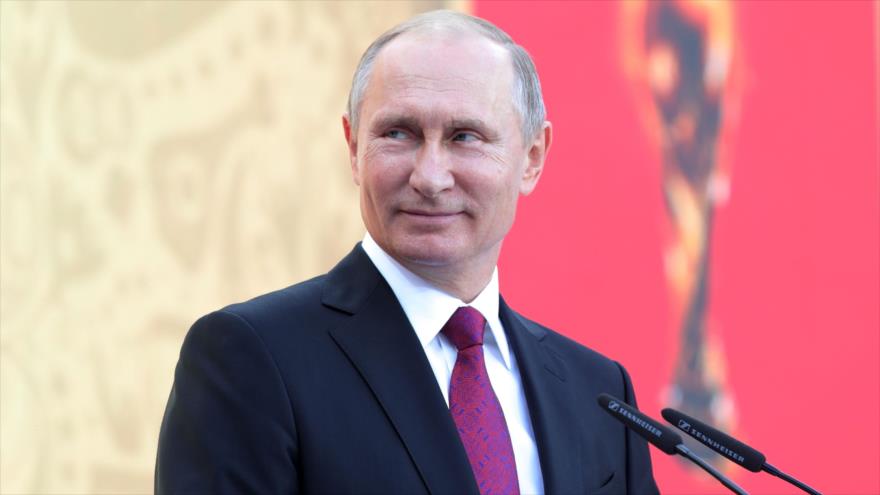 Putin llama a plebiscito para reelegirse el 2024