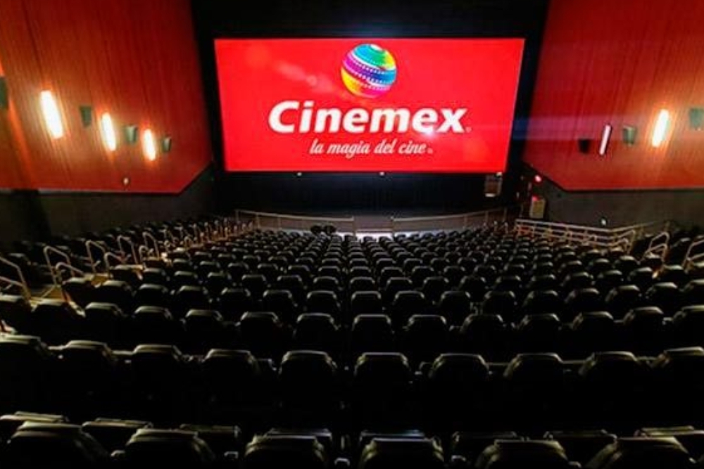 Cinemex alista su reapertura; dará entradas gratis a personal médico