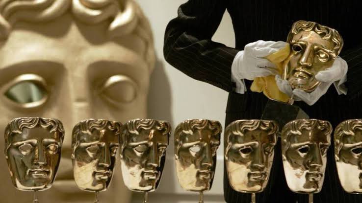 Aplazan entrega de los Premios BAFTA 2021