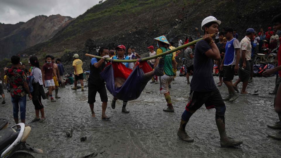 Colapso en mina en Myanmar deja al menos 126 muertos