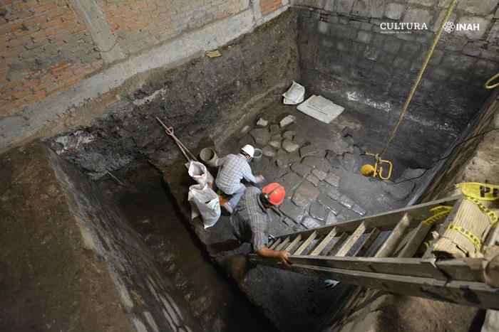 Hallan restos del Palacio de Axayácatl y una casa de Cortés en la CDMX