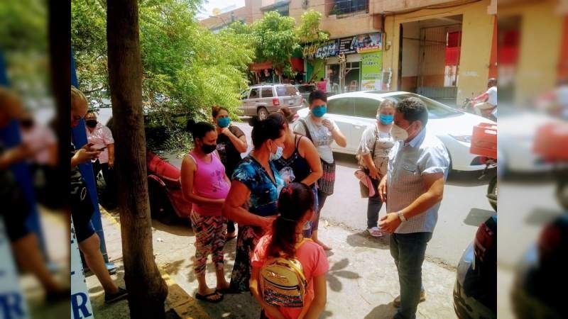 Familias desplazas del municipio de Aguililla piden refugio en Apatzingan