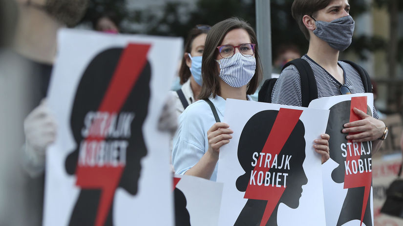 Polonia abandonará tratado europeo sobre violencia de género