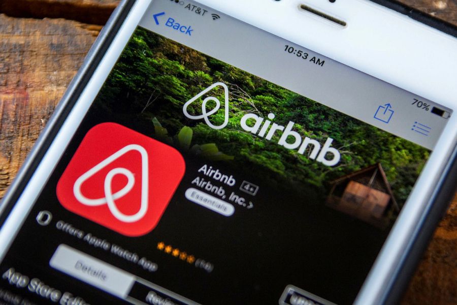 Airbnb anuncia nuevas prohibiciones para frenar contagios de COVID-19