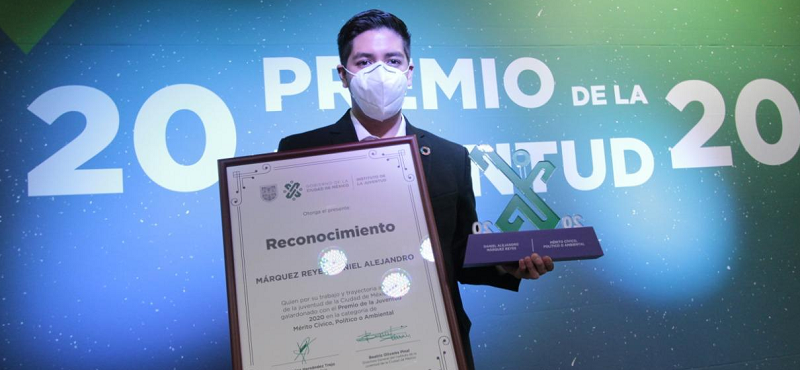 Galardonan a politécnicos con el Premio de la Juventud 2020