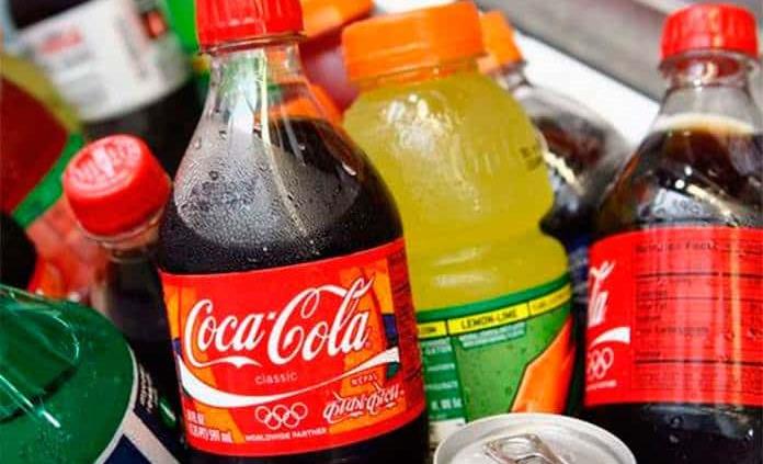 Proponen prohibir venta de bebidas azucaradas a menores en Hidalgo