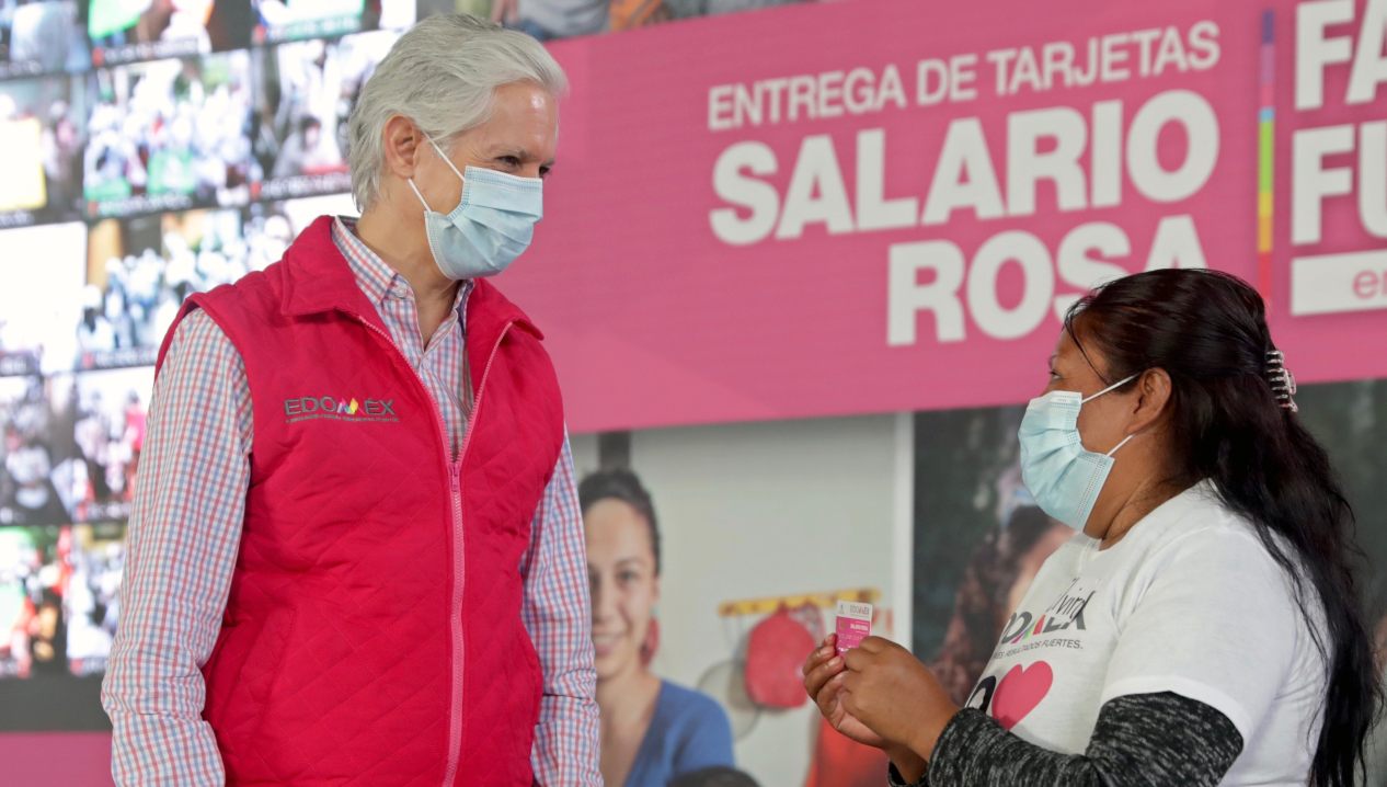 Del Mazo entrega Salario Rosa a mil 700 mujeres en Ecatepec