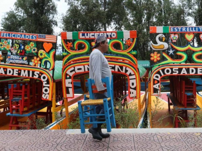 Alistan reapertura de trajineras en Xochimilco