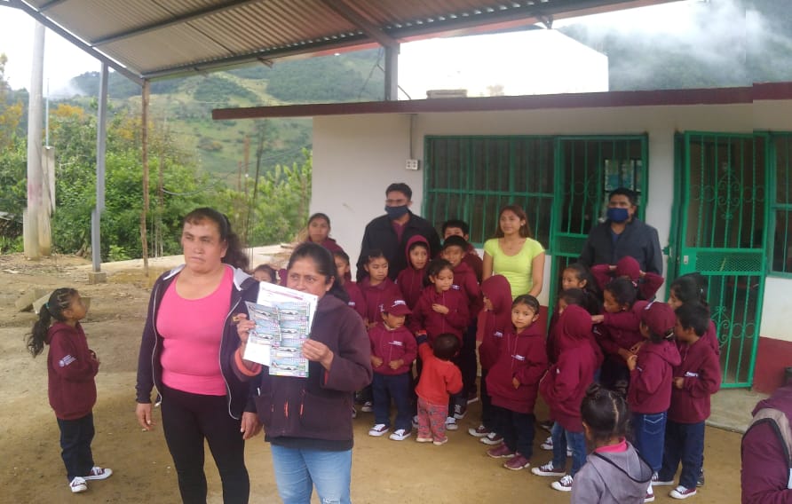 Ganan escuelas del Conafe en Puebla y Nuevo León premio en sorteo de la Lotería Nacional